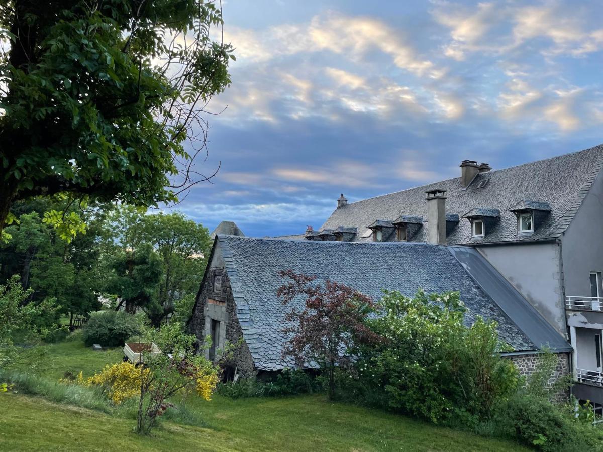 La Domerie - Maison D'Hotes Aubrac Dış mekan fotoğraf