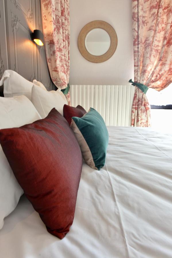 La Domerie - Maison D'Hotes Otel Aubrac Dış mekan fotoğraf